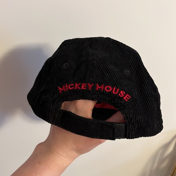 VINTAGE Mickey Mouse Official Disney Hat - Picture 2 of 3